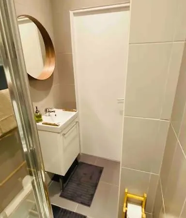 Apartment T2 Coeur De 12 Mn De Paris